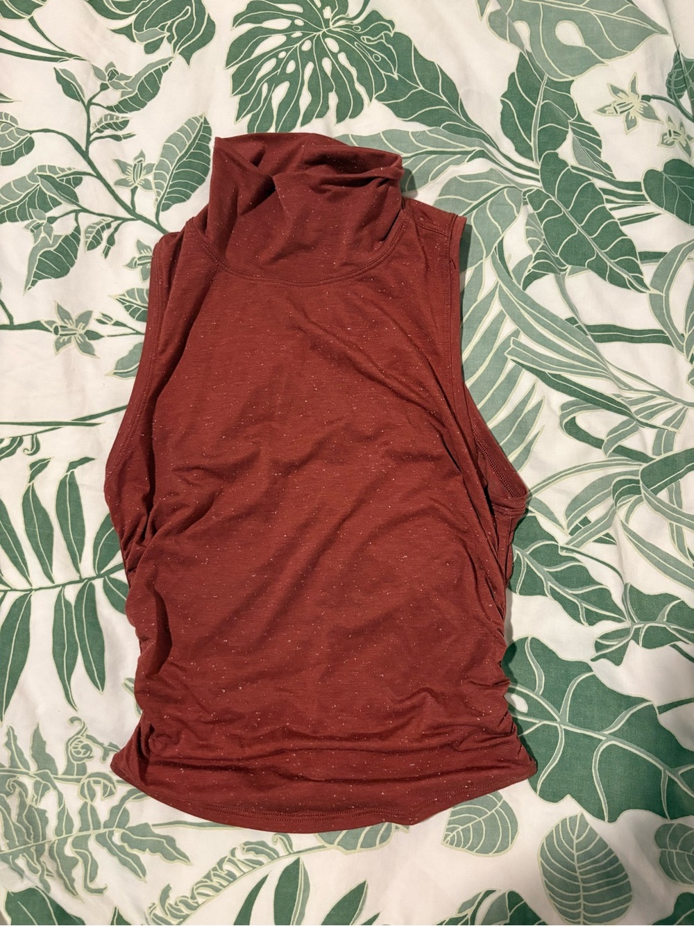 Lululemon Sleeveless Turtleneck Top in Rust with Subtle Speckle